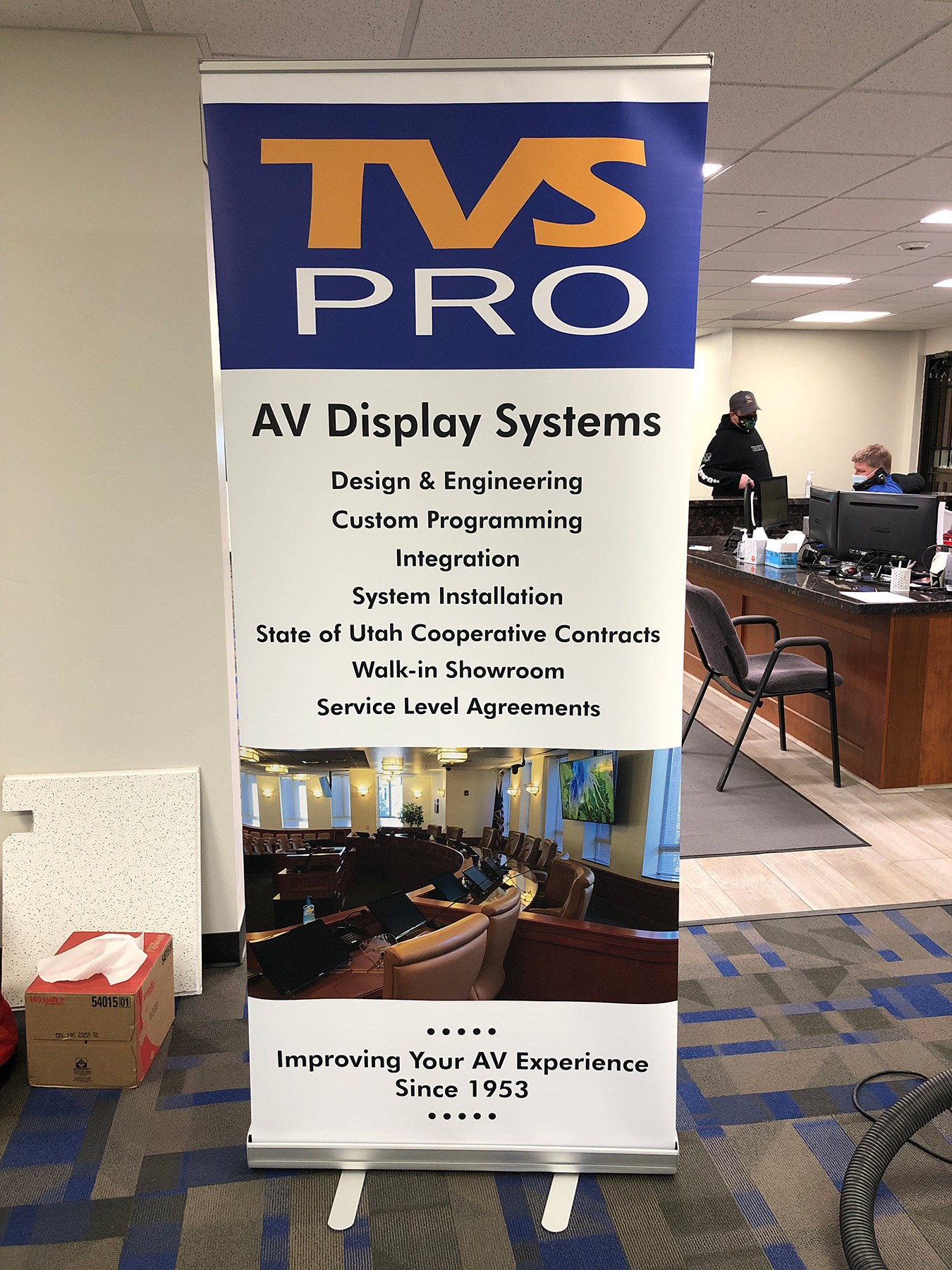 Pull-up Show Banner